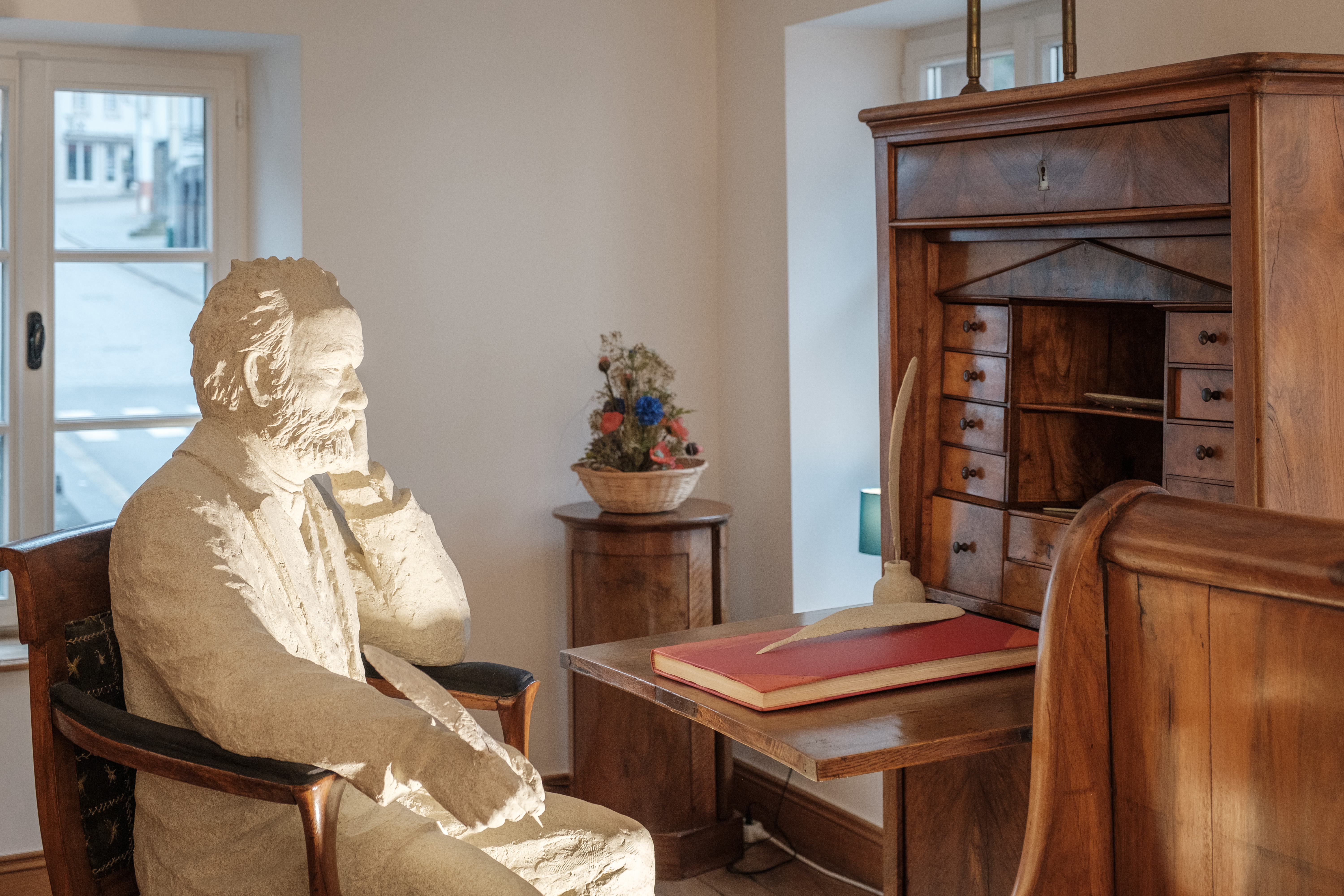 Musée littéraire Victor Hugo - Visit Luxembourg